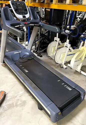 Välkommen till Borås Gym &amp; Atletklubb! Vi finns på Getängsvägen 6 i Borås. Borås Gym &amp; AtletklubbPå Borås Gym &amp; Atletklubb har generationer av människor sedan 1914 ägnat sig åt träning för en starkare kropp. Vi bedriver gymträning i vårt fullt utrustade gym för säker motionsträning för ungdomar och seniorer i alla åldrar.Kraftkällan erbjuder Styrkelyft och Tyngdlyftning på hög nivåI vår lika bra fullt utrustade avdelning för kraftsporter med tävlingsverksamhet inom styrkelyft och tyngdlyftning där klubben fostrat flera lyftare på hög nationell nivå.Vi tror på att man blir som bäst tillsammans, genom både hård träning och trevligt sällskap. Vill du bli starkare tillsammans med oss?  Vi finns även på instagram, facebook och tiktok. Välkommen att bli medlem hos oss och bidra till ytterligare ett sekel av styrka! Du är alltid välkommen att provträna, kontakta oss innan här. borasatletklubb.se - Telefon: 073-0704106Borås Gym &amp; Atletklubb investerar i ett Precor Löpband i hög gymkvalitet från GymPartner.nu ÖppettiderAlla dagar 05:00 - 22:00KontaktuppgifterEmail: info@borasatletklubb.seTelefon: 073-0704106AdressGetängsvägen 6504 68, Borås